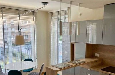 Alquiler de un acogedor apartamento de 2 habitaciones, 50 m², Szczepin, Breslavia, Polonia